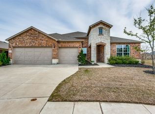 804 Rough Hollow Dr, McKinney, TX 75071