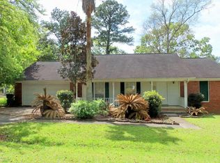 8705 Diamondhead Dr W, Diamondhead, MS 39525