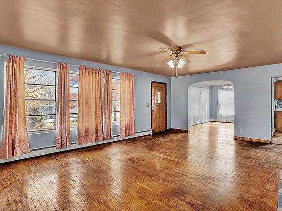 2nd image of 770 Main St