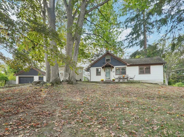 22 Morgans Way, Greenwood Lake, NY 10925