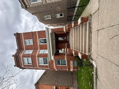 1538 N Avers Ave #2 Photo 1