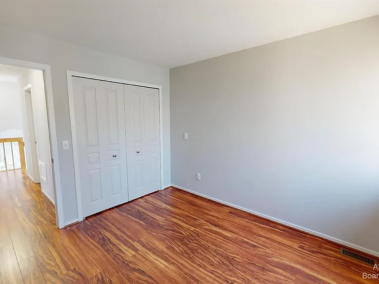 1280 Sunset Rd — Photo 27