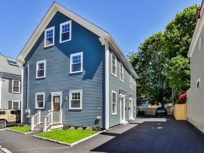 25 Carter St #A, Newburyport, MA, 01950