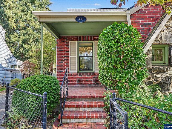 4th image of 435 NW 9th St