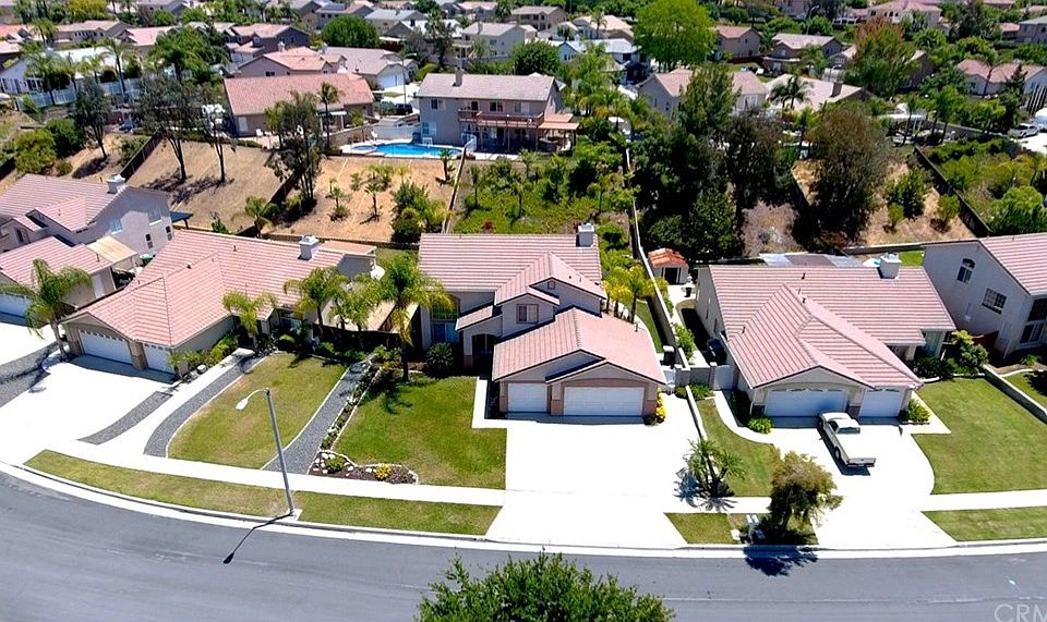 2nd image of 796 Captiva Cir
