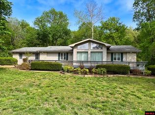 136 Golf Course Ter, Bull Shoals, AR 72619