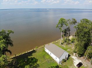 3641 Canoe House Rd, Jamaica, VA 23079