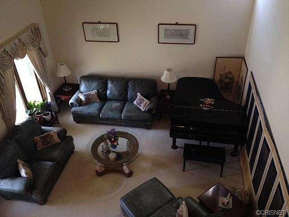 3rd image of 3800 Vanalden Ave