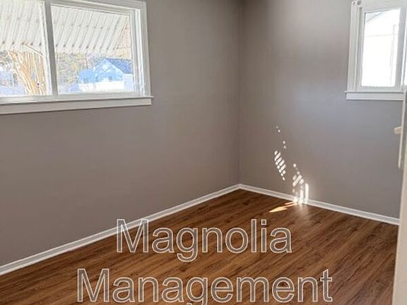 4th image of 919 Bane Ave