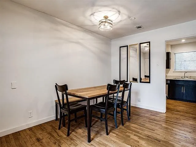 2803 Andrea Ln — Photo 3