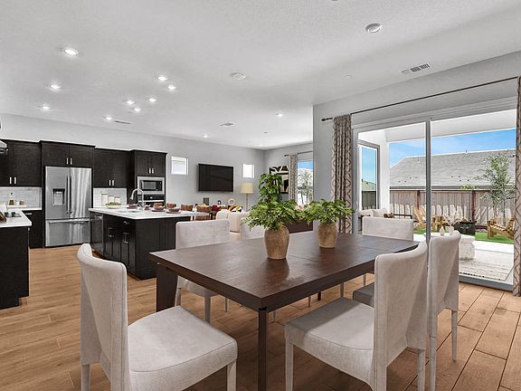 Dining Room Virtually Staged