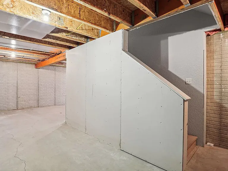 103 Yorkminster Ln — Photo 25