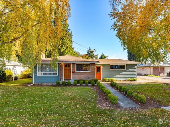 504 N Oak Street, Burlington, WA 98233