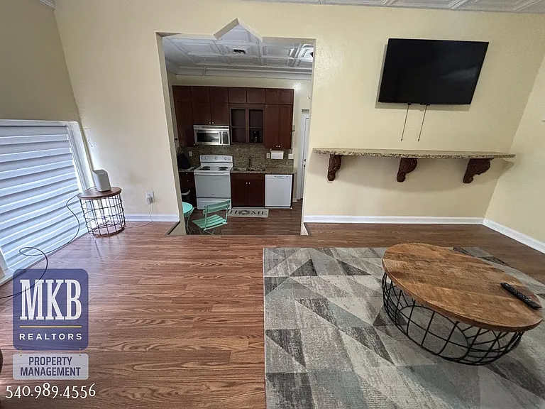 17 S College Ave — Photo 16
