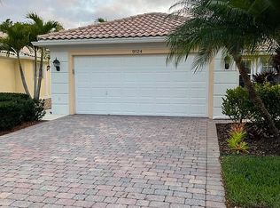 9124 SE Hawks Nest Ct, Hobe Sound, FL 33455