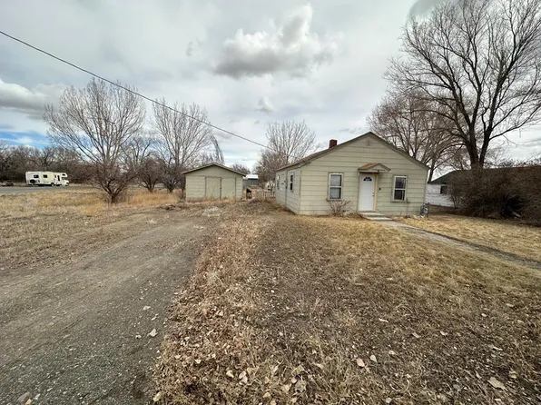 115 S Pryor St, Byron, WY 82412
