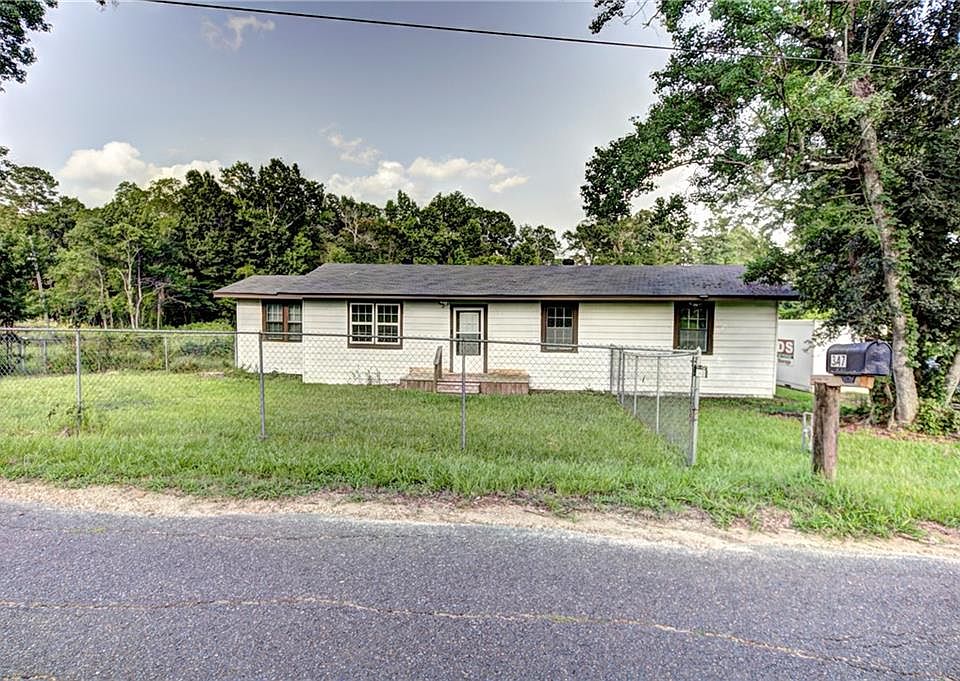 1st image of 347 Bennett Loop