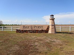 74 Redfish Ln, Port Lavaca, TX 77979