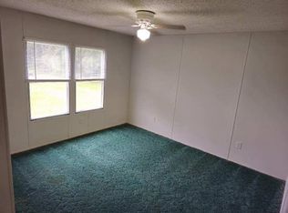 86 Cameo Ln, Parkton, NC 28371