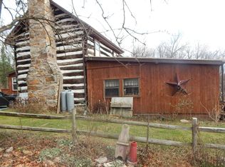 301 Meadows Rd, Newville, PA 17241