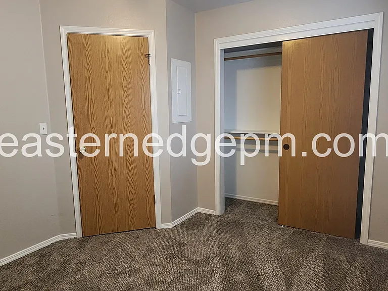 625 SW 19th St #6 — Photo 13
