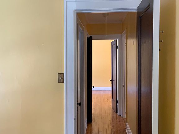 3rd image of 325 S Oak Park Ave APT 2