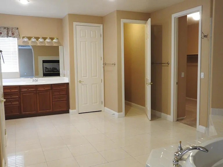 Upstairs Master Bathroom