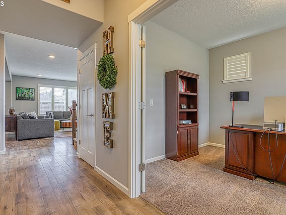 3rd image of 5207 NE 134th St