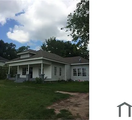 3 bed, $1,000 — Photo 4