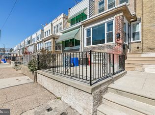 2929 S Dewey St, Philadelphia, PA 19142