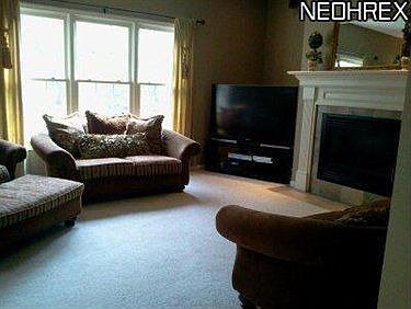 4th image of 160 Chadwick Dr