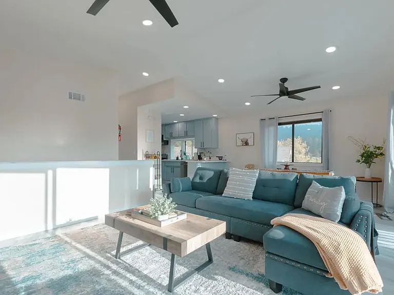 805 Berne Dr — Photo 9
