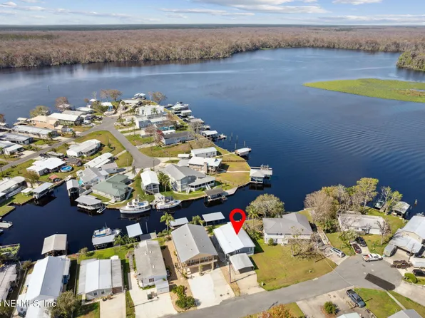 170 MOONLITE Drive, Welaka, FL 32193