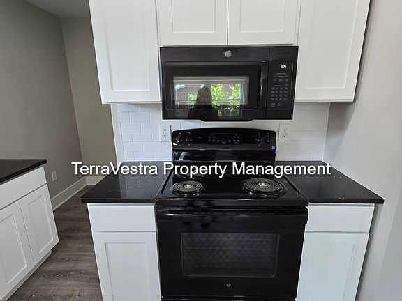 4th image of 122 South Ave #1