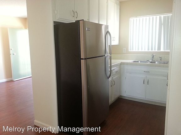 3rd image of 4128 Wabash Ave APT 21