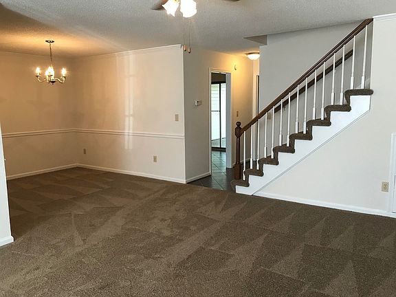 4th image of 4002 Ditmas Ct