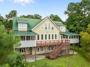 553 Waterside Dr, Yanceyville, NC 27379