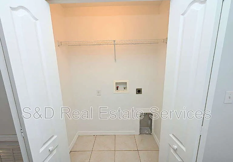 4219 Winding Vine Dr — Photo 27