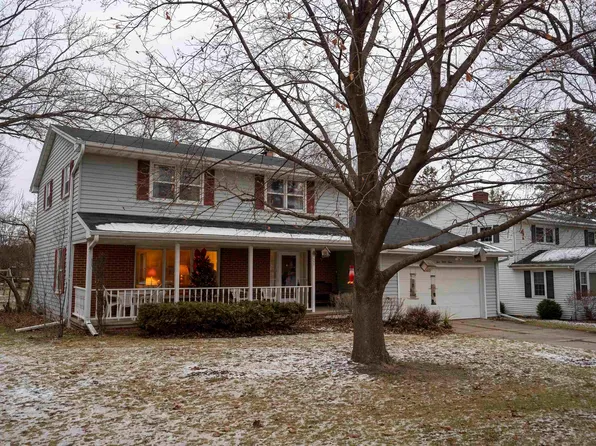 337 E Briar Ln, Green Bay, WI 54301