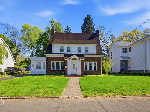 80 Joyce Rd, Tenafly, NJ 07670
