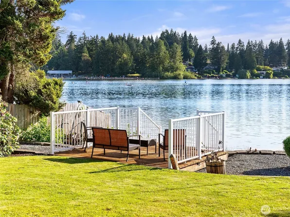 30415 28th Avenue S, Federal Way, WA 98003
