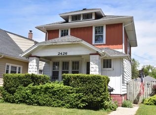 2426 Carmel Ave, Racine, WI 53405