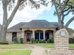 510 Tudor Ct, Deer Park, TX 77536