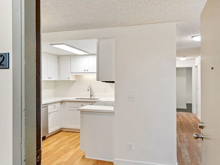 Stonebridge Apartments — Photo 102