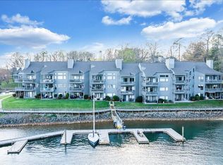 75 Woodbridge Cir #1114, Moneta, VA 24121