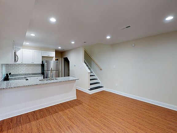 3rd image of 1818 Idlewood Ave #1818IDLE