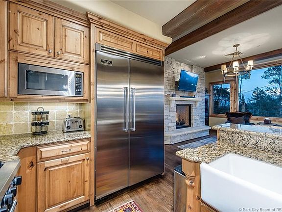 4th image of 8902 Empire Club Dr #306