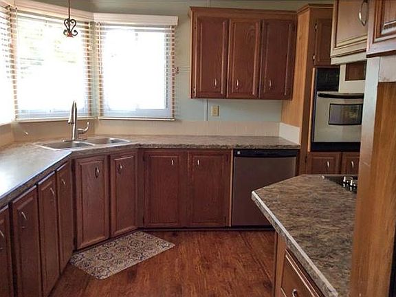 4th image of 1251 Buena Vista Dr