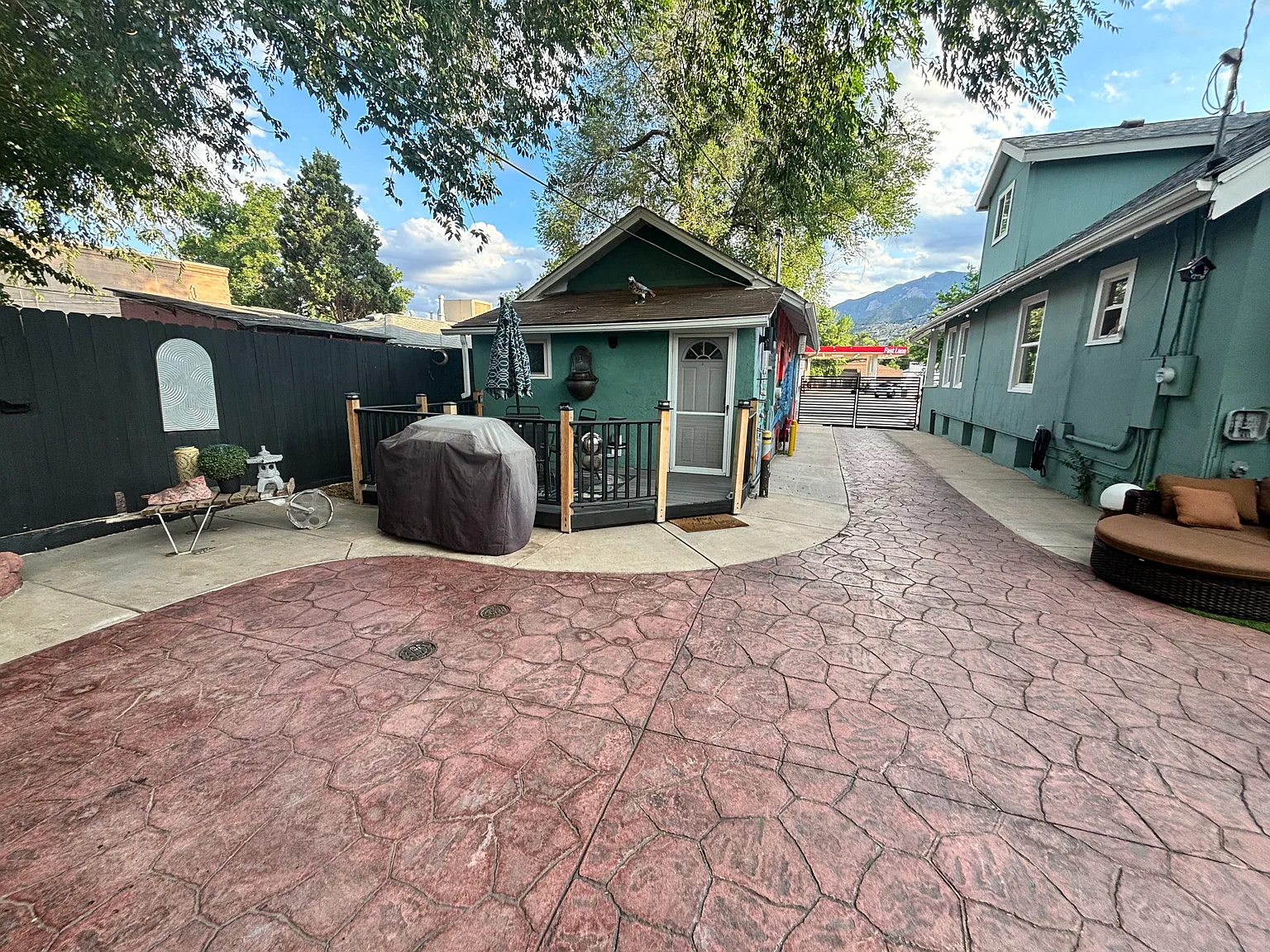 W Colorado Ave, Colorado Springs — Photo 4