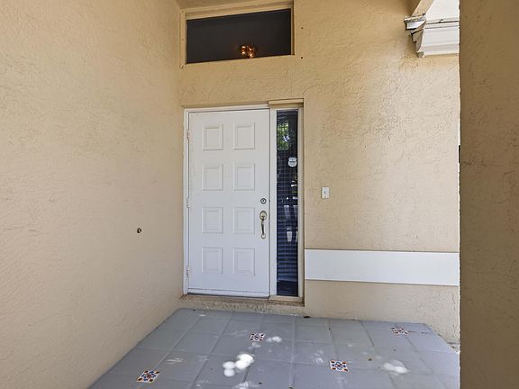 2nd image of 9516 NW 8TH Circle